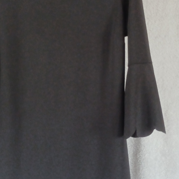 SHE + SKY Solid Black Scalloped Hem Dress Bell Sleeve Office Party Mod Retro M - Picture 3 of 12